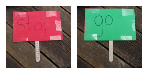 sight word signs to play red light green light
