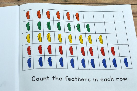 counting feathers in a free printable Thanksgiving book