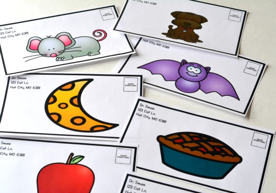 A free printable of mail envelopes for a fun beginning sounds activity
