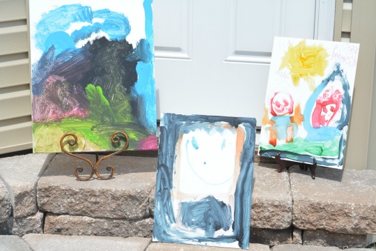 easels to display art